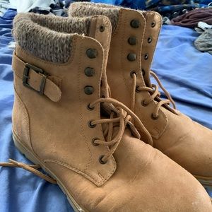 tan boots